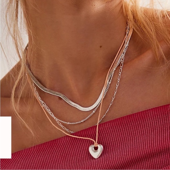 Free People Sloan Layered Necklace NWT - Picture 2 of 5